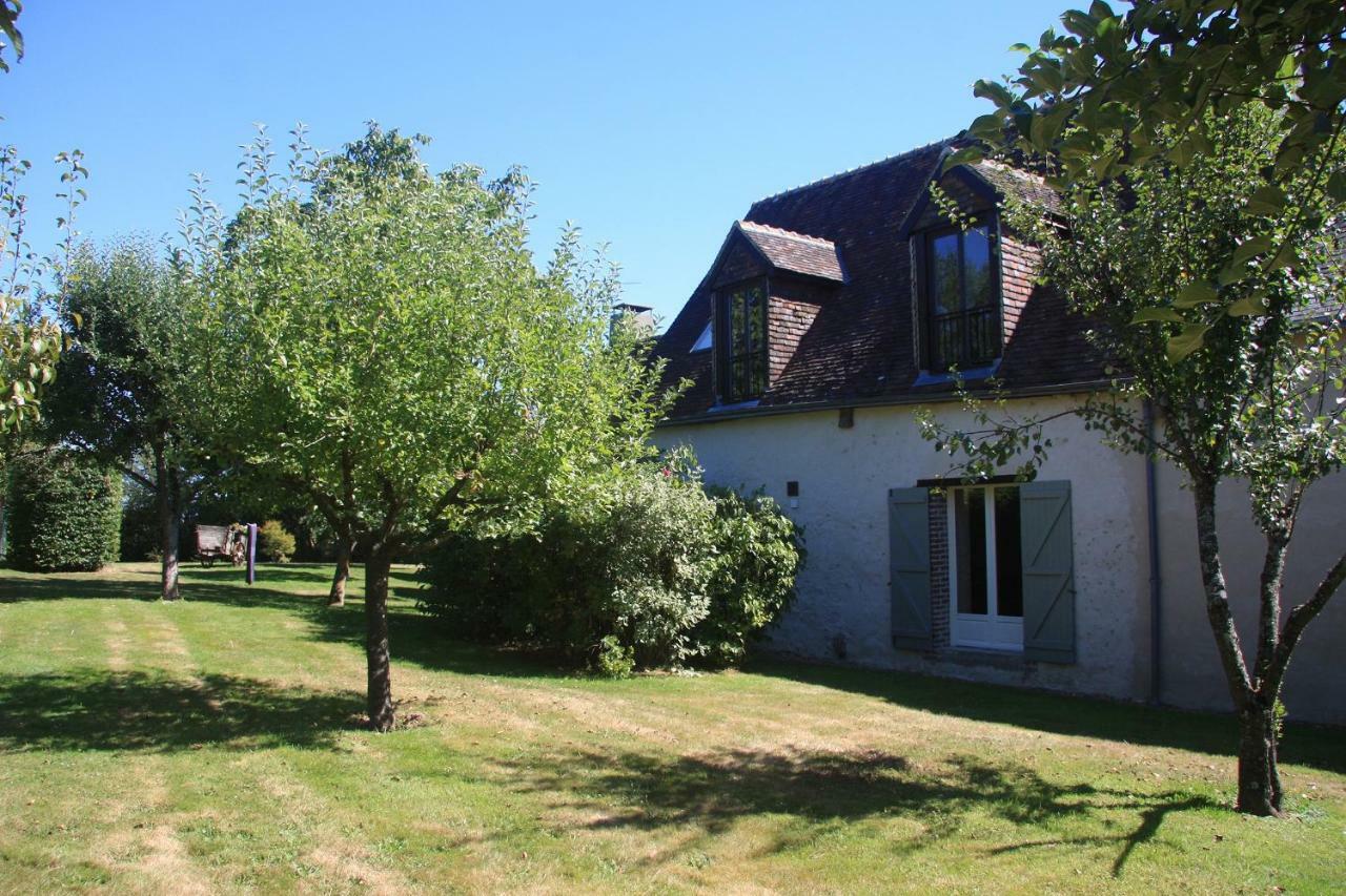 Les Bouts de Rallé Chambre d'Hotes Sainte-Osmane Esterno foto