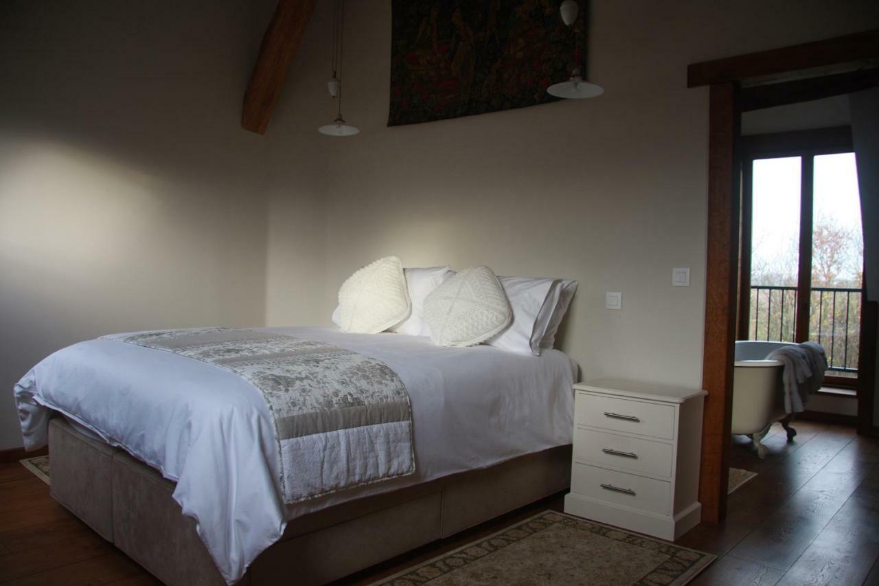 Les Bouts de Rallé Chambre d'Hotes Sainte-Osmane Esterno foto